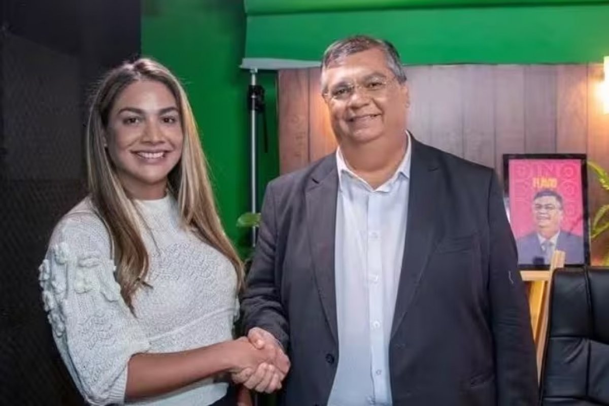 <a href='http://www.ouropretoonline.com/modules/news/article.php?storyid=109117'>Suplente dever herdar 8 anos de mandato de Dino no Senado</a>