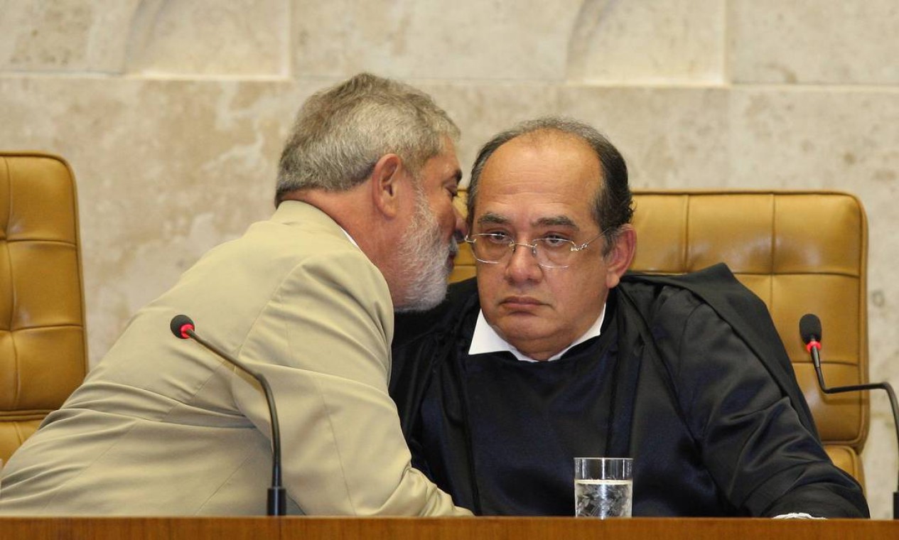 <a href='http://www.ouropretoonline.com/modules/news/article.php?storyid=109119'>Gilmar Mendes elogia Lula: Resgatou a democracia no Brasil</a>