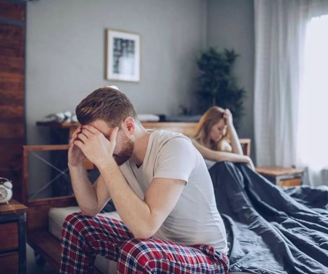 <a href='http://www.ouropretoonline.com/modules/news/article.php?storyid=107533'>Home office? Sociedade? Veja dicas para o trabalho no estragar o sexo </a>