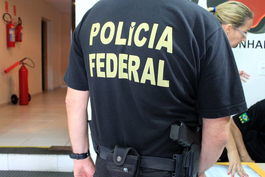 <a href='http://www.ouropretoonline.com/modules/news/article.php?storyid=104605'>PF extradita de Portugal brasileiro condenado por mortes de trânsito</a>